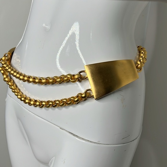 Linda Levinson 1980’s Matte Goldtone Solid Adjustable 31” Drop Chain Belt - Picture 3 of 9